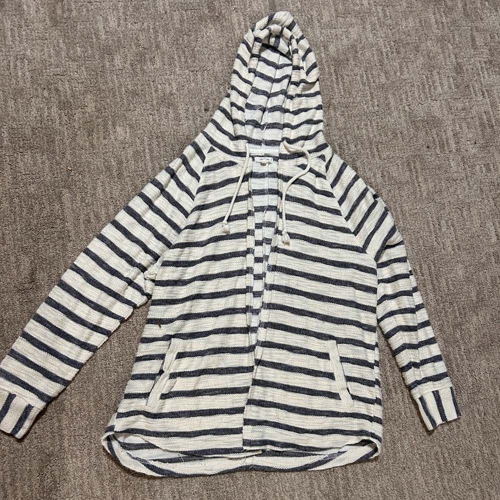 Maurice’s hooded striped cardigan size M.